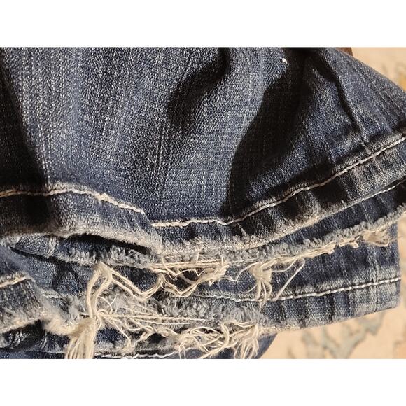 BKE Kate Low-Rise Bootcut Jeans Faded Distressed Tag 32Wx33.5L Actual 32Wx32L - Picture 6 of 11